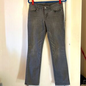Levi’s Gray | Demi Curve Modern Rise Straight Leg 28